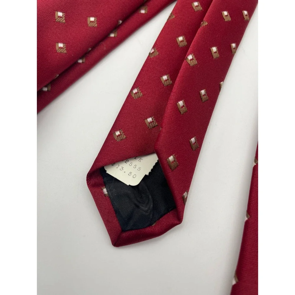 Lanvin Paris New York Men Silk Tie Burgundy Red Geometric Square Pattern JL Logo